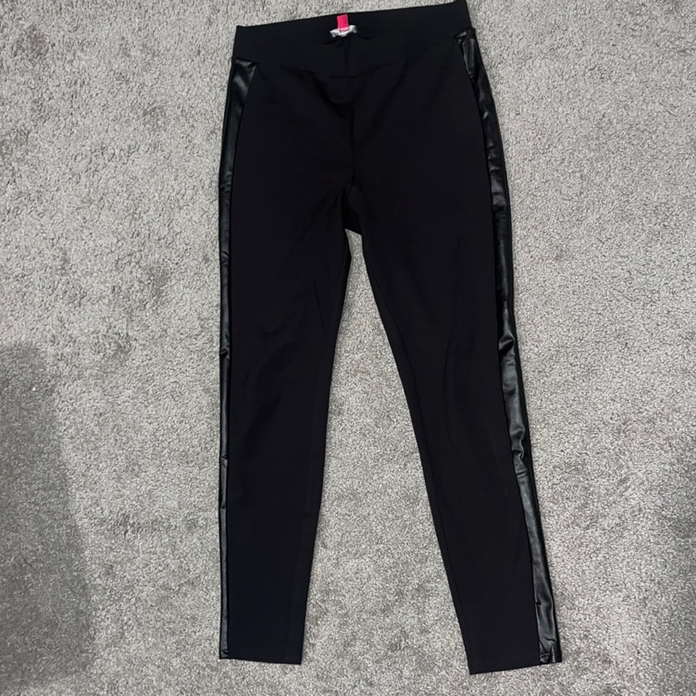 Vince Camuto Pants